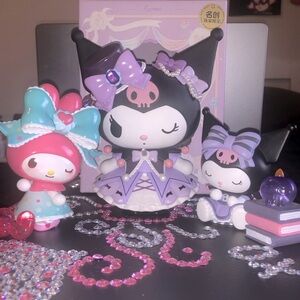 Limited Bundle: 15 cm Rose Party Kuromi Figure and Blind Box figures